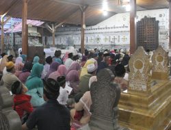 Nyamannya Kompleks Makam Sunan Gunung Jati yang Bebas Pengemis