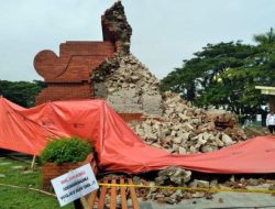 Taman Pataraksa Rusak Parah Usai Demo Ricuh di Cirebon