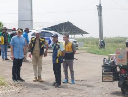 Pemkab Cirebon Kebut Betonisasi Jalan di Wilayah Timur