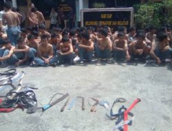 Polisi Gagalkan Duel 2 Siswa SMP Pakai Badik-Busur Panah