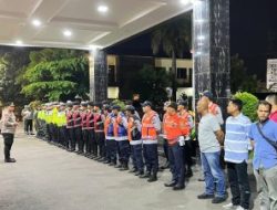 Truk Parkir Liar PKL di 5 Pintu Tol Cirebon Ditertibkan