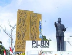 Filosofi Pose Patung Soekarno Menunjuk RI di Perbatasan Indonesia-Malaysia