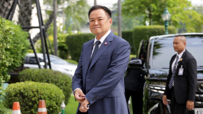 PM Thailand bubarkan